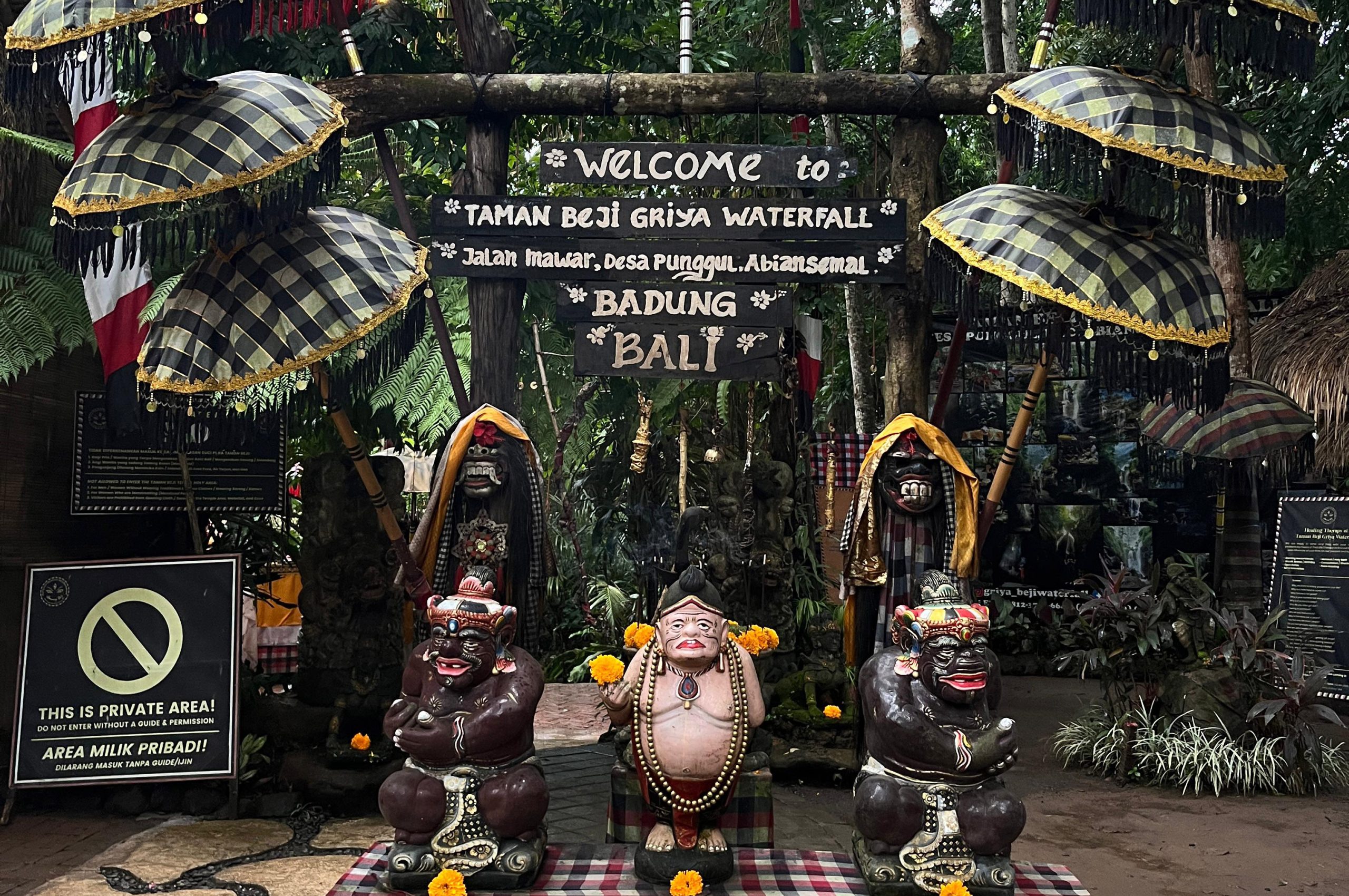Taman Beji Griya Waterfall